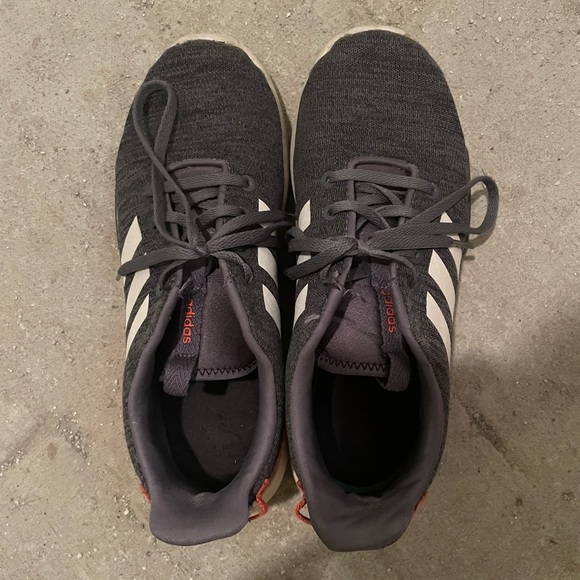 COPY - Women’s Adidas Tennis Shoes - Picture 2 of 3